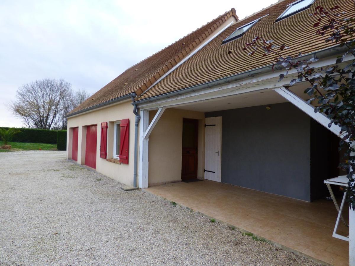 Les Petites Brosses Bed & Breakfast Montbizot Bagian luar foto